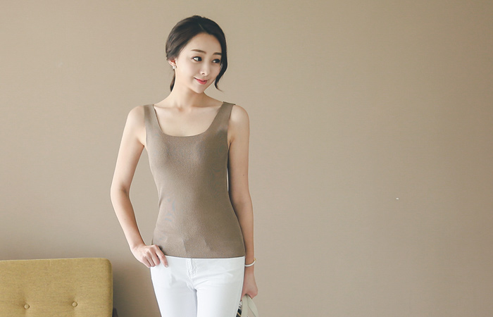 Square Neck Sleeveless Knit