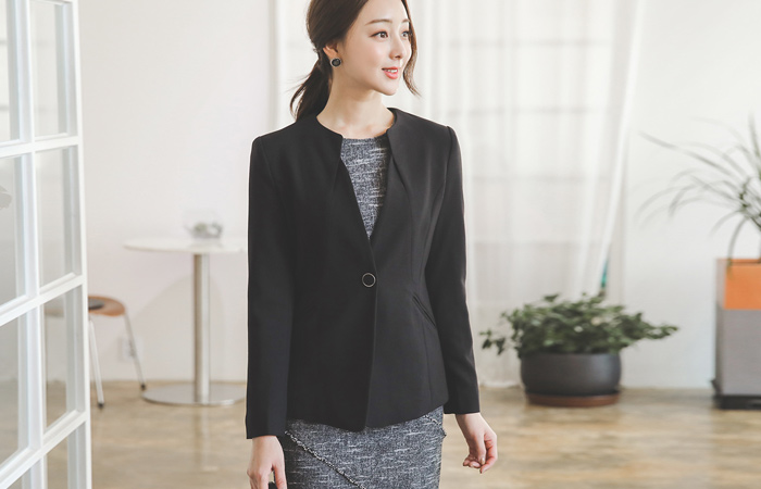 Classic incision line pin tuck No collar Jacket