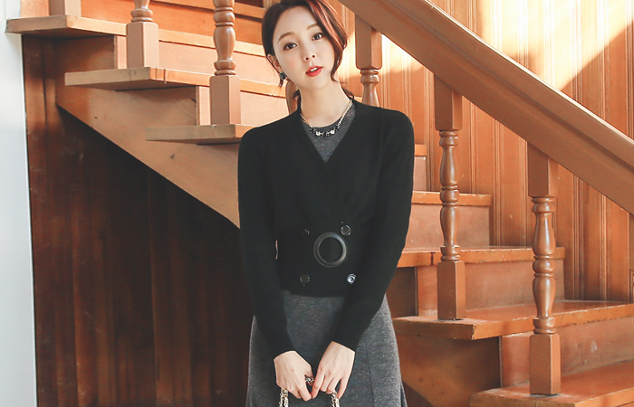 O-ring Belted Double-button Short Cardigan