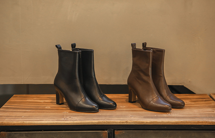 Rounding Stitch Block Heels Ankle Boots