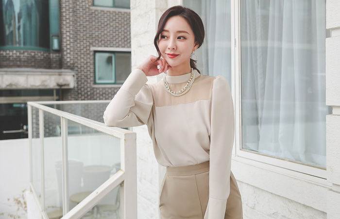 Square See-through Bishop-Sleeve Half-Neck Blouse