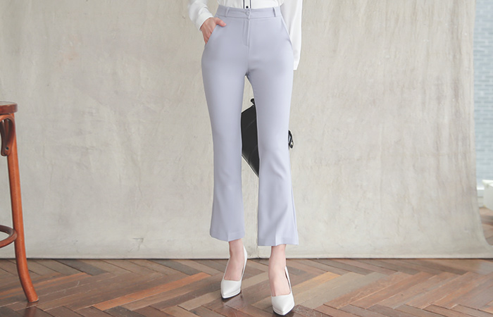 light Semi- Boot-Cut Span Slacks