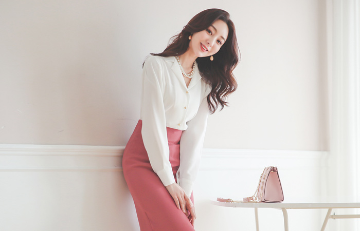 Open-Collar V-neck Gold Button Puff Blouse