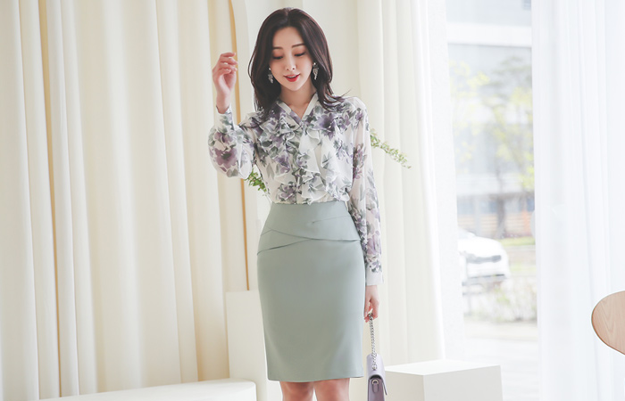 Rachel Ruffle Line Flower Printing Blouse