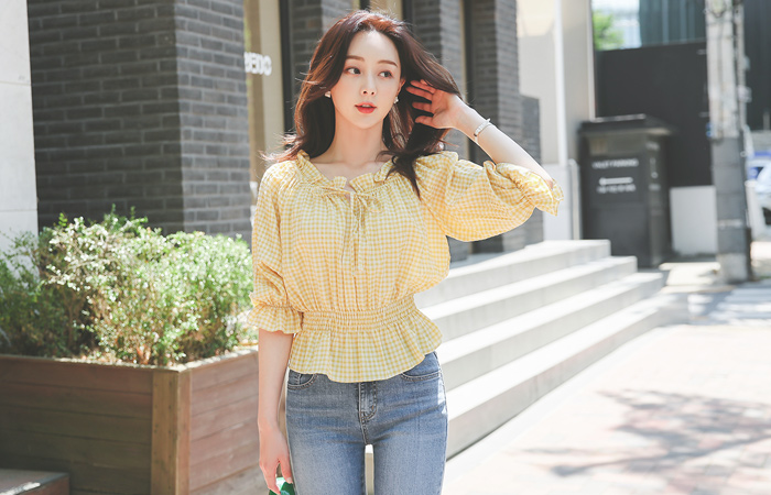 Gingham-Check Off Shoulder Smock Banding Blouse