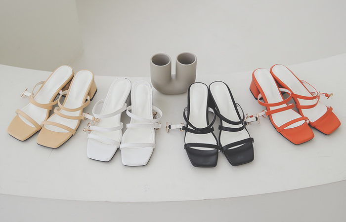 [Models wear41st]Gold Ball Buckle Middle Block Heels