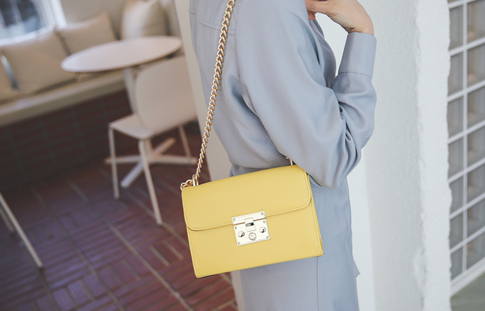 [Models wear41st]Vivid Color Gold ChainBag