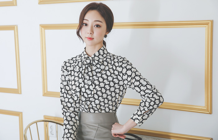Objet Tie Scarf Patterns Blouse