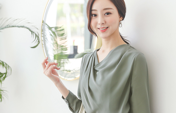 Draping Cowl Neck Unbalance Blouse