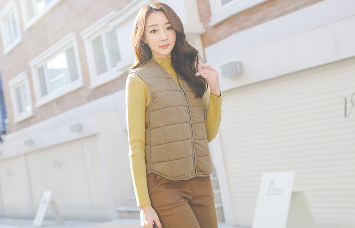 Grid quilting lightweight padded Vest