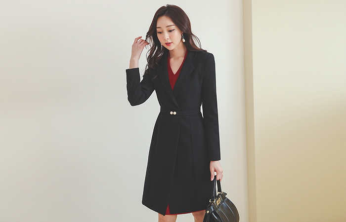 Double Pearl Belt Slim Cutting Long Jacket