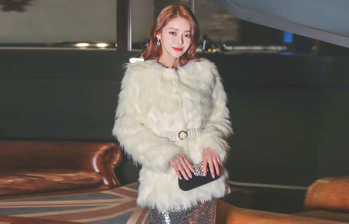 Modish Volume ECO-Fur Harp Jacket