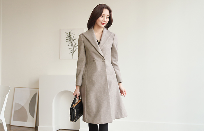 Wing Collar Back Pleats Buckle Bokashi Wool Long Coat