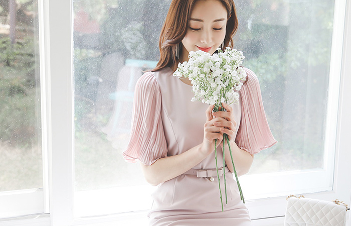 Pleats Sleeves Ribbon Pearl Belt Dress