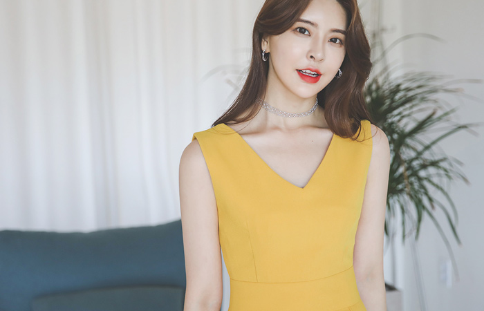 Classy V-neck Slim Dress(summer)
