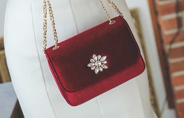 Velvet snowflake chain bag