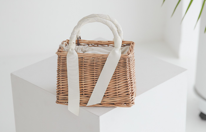 [Models wear41st]Ribbon Strap Natural Basket Bag