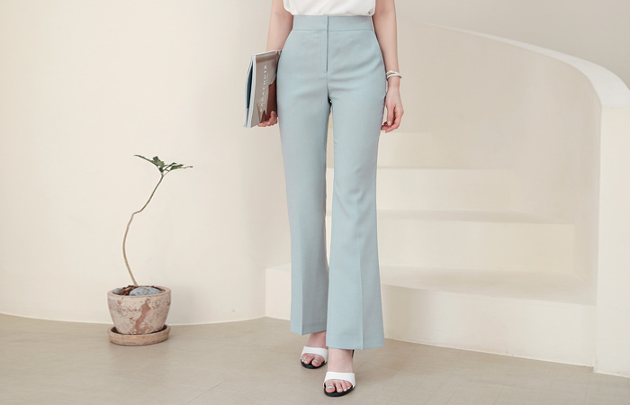 Cool light Span Boot-Cut Slacks