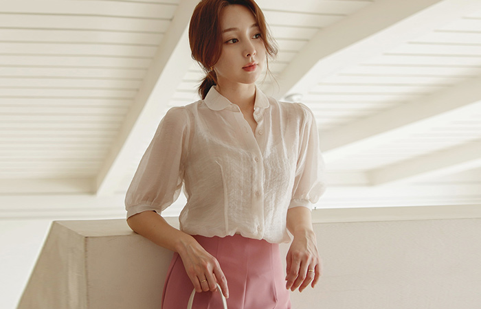 Shining large Puff Romantic 샤샤 Blouse