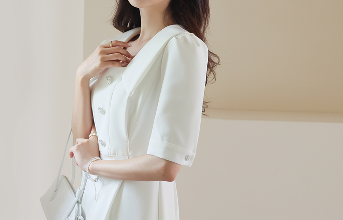 Romantic Pearl Button White Collar Dress