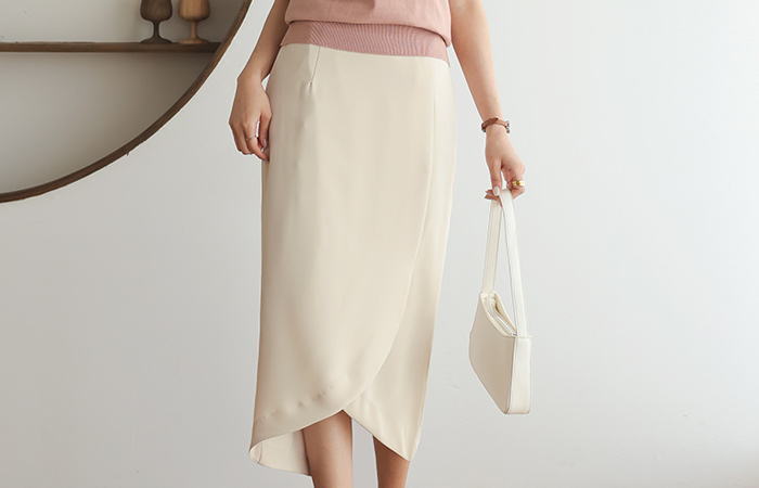 Romantic Tulip Unbalance Back Banding Skirt