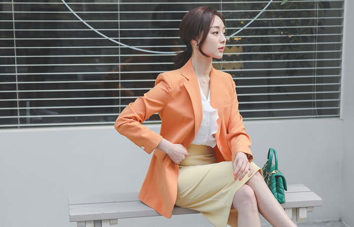 Vivid Line-Stitch Shoulder Pads Single Jacket