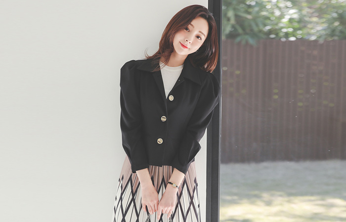 Collar Wood Button Shirring Puff Retro Jacket