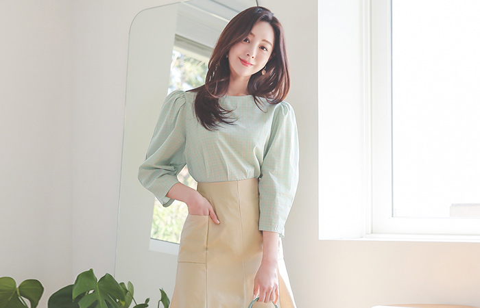 Touch Rounding Check Pattern Cotton Blouse