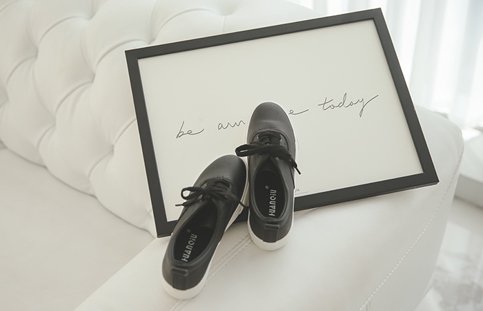 Cowhide Solid Platform Sneakers