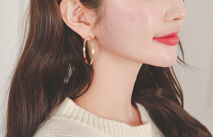 simple Gold ring earring