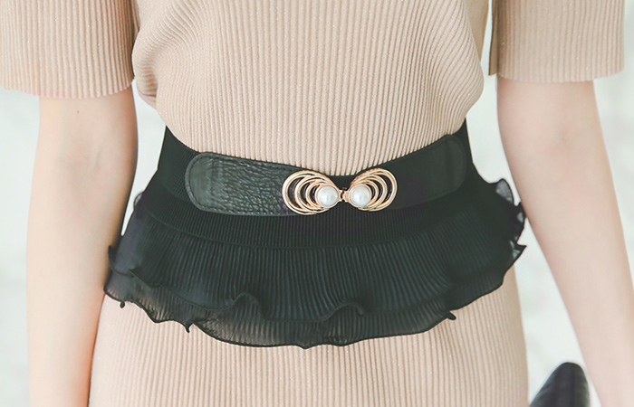 pearl Gold Tiered Bending Belt