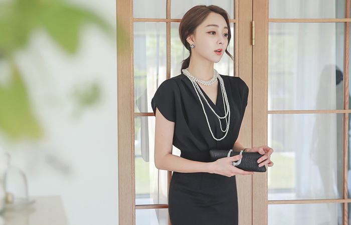 Coco Dessie Black Dress