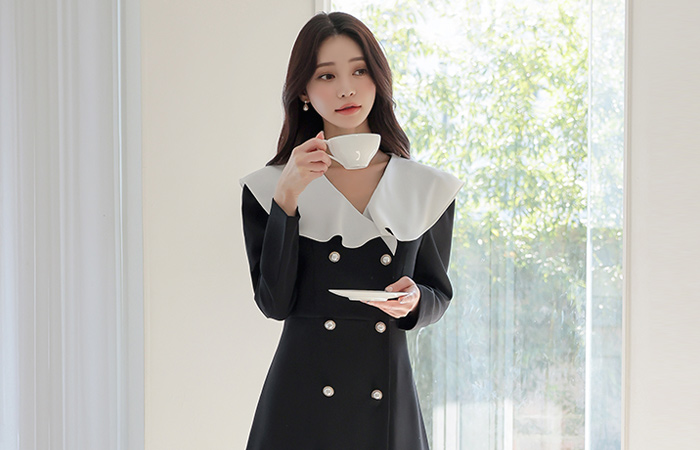 Wide Frill Collar Pearl Double-button Dress