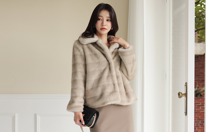 Two Tone Gradation Eco Mink Fur Collar Jacket