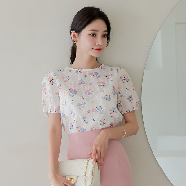 Candy Flower Embroidery Puff Blouse Ⅱ