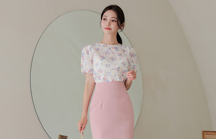 Candy Flower Embroidery Puff Blouse Ⅱ