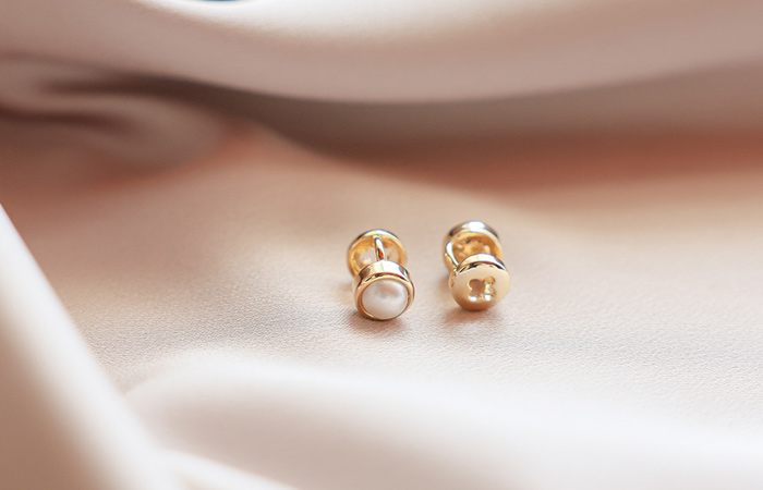 Pearl Two-way Earring