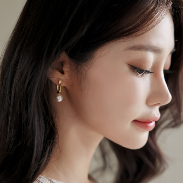 Elegance Pearl Ring Earring