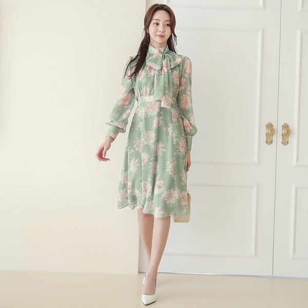 Rosy Ribbon-Tie Chiffon Flared Dress Ⅱ