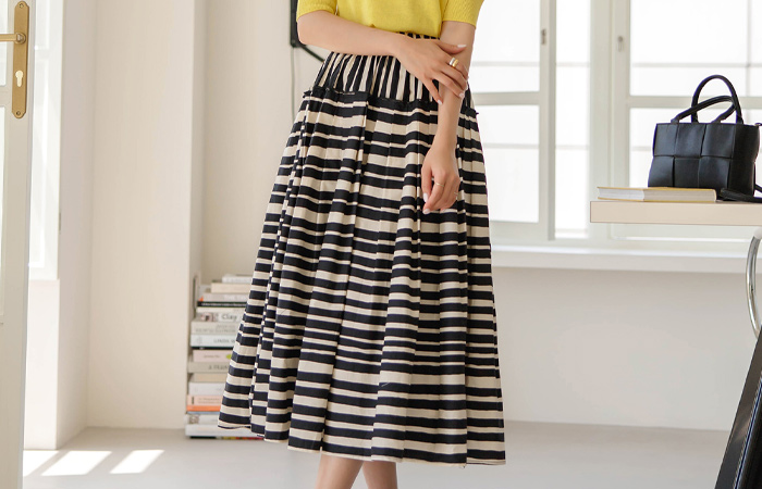 Line Pleats Banding Volume Skirt