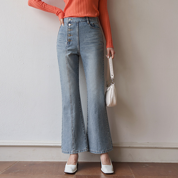 unbalance Side Button Boot-Cut Denim Pants