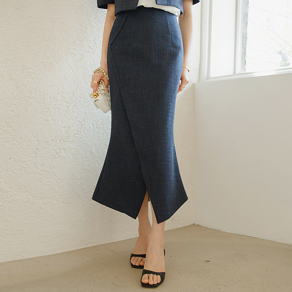 Diagonal Mermaid Line Long Tweed Skirt