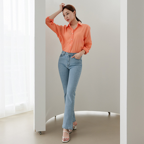 light Washing Semi- Boot-Cut Denim Pants
