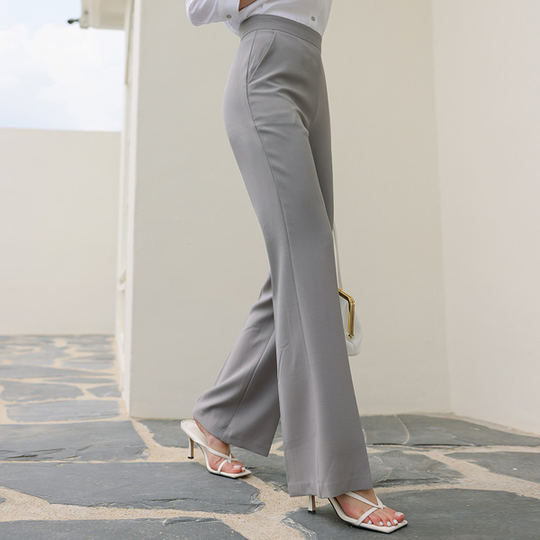 Slim High-Waist Boot-Cut Span Slacks