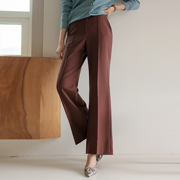 Long-legged Line Point Boot-Cut Slacks