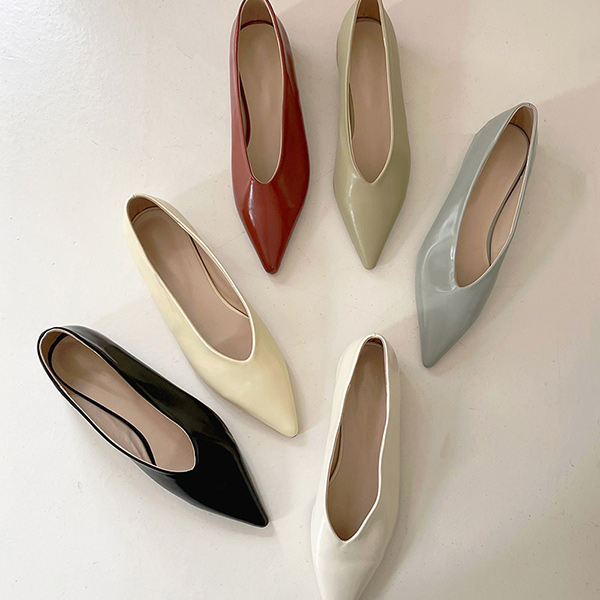  Glossy Point Color Flat shoes