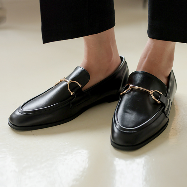 Basic Modern Simple Chain Point Classic Loafers