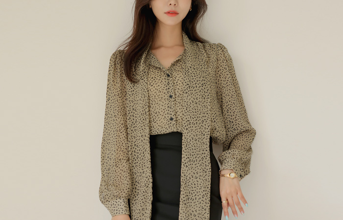  Leopard Tie Neck Chiffon Blouse