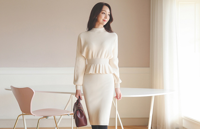 Frill Peplum Half-Neck Knit&Skirt SET