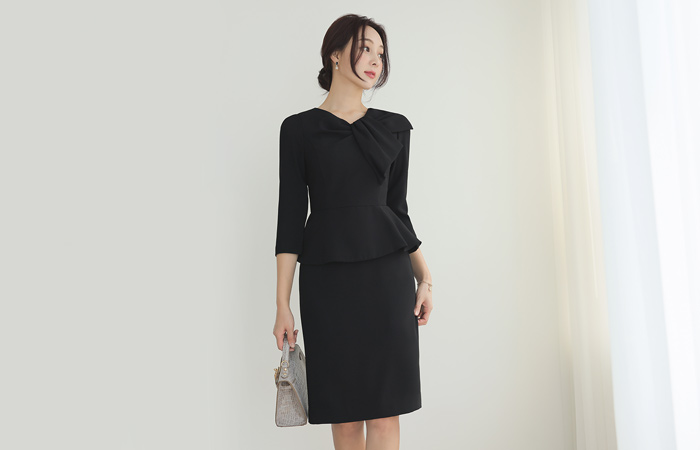 Lady Unbalance Ribbon Shoulder Peplum Dress